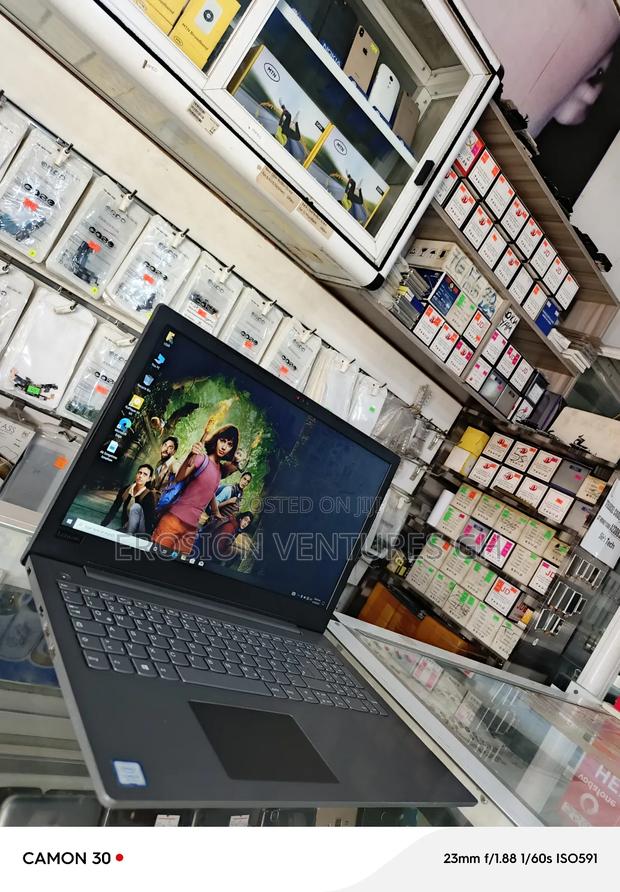 Laptop Lenovo 12GB Intel Core I3 SSD 256GB · Photo 4