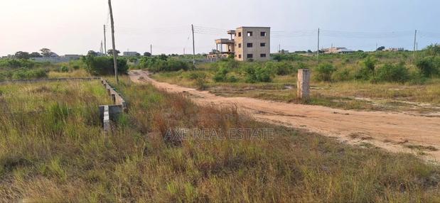 Perfect Luxurious Titled Plots at Prampram · Photo 2