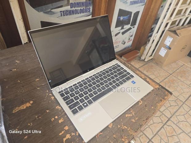 Laptop HP EliteBook X360 1040 G9 16GB Intel Core I7 SSD 512GB · Photo 1