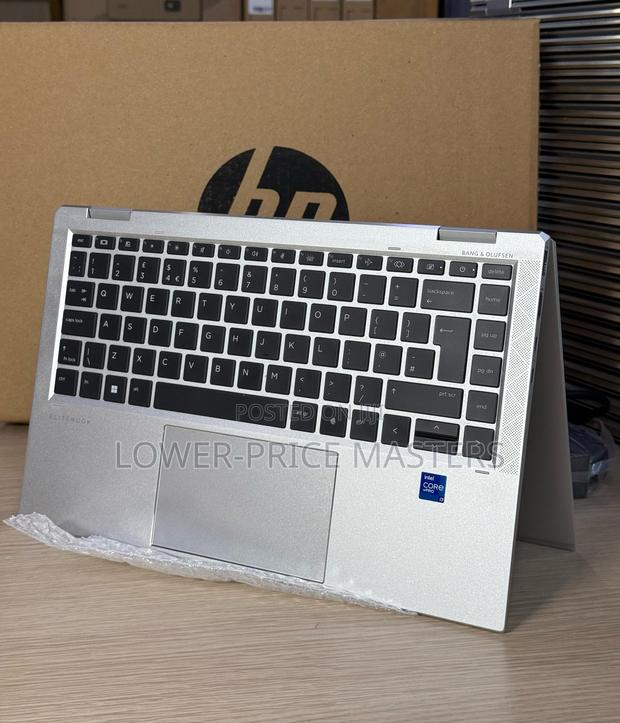 New Laptop HP EliteBook 840 G8 32GB Intel Core I7 SSD 512GB · Photo 4