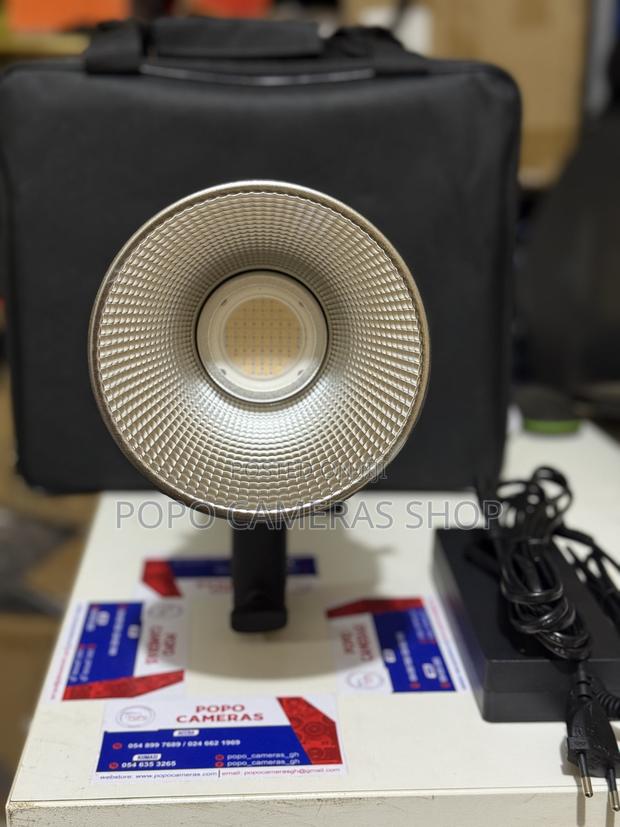 Neewer Ms150c RGBW Light · Photo 4