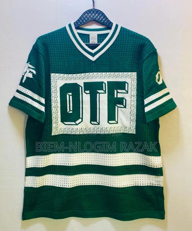 High Quality Off-White Net Round N v-Neck Tops Available · Photo 2