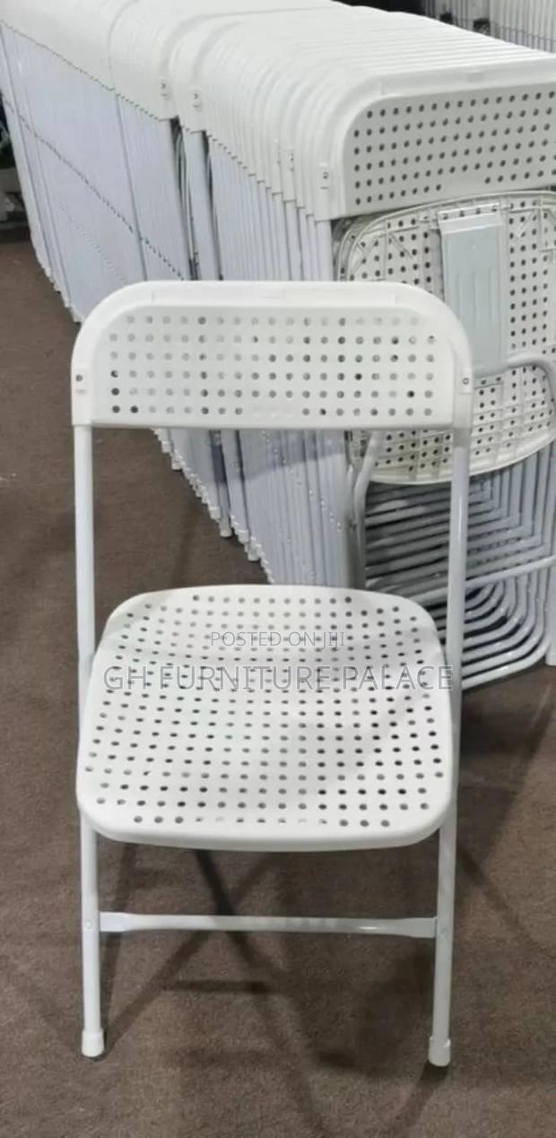 Foldable Chair for Office and Home · Photo 3