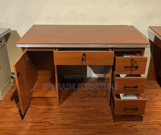 Large Computer Desk for Office · Photo 3