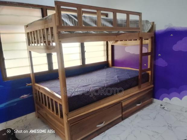 Bunk Bed With Two Drawers · Photo 1