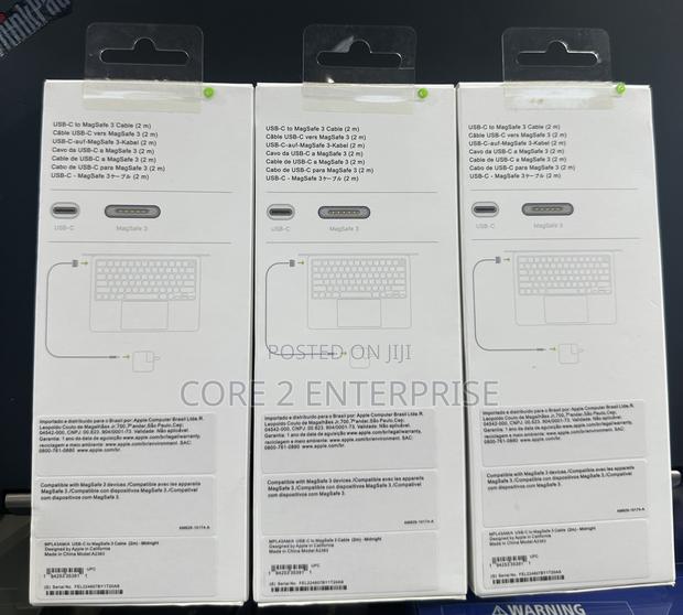 Usb-C to Magsafe 3 Cable · Photo 2