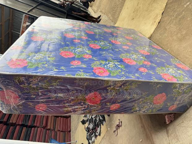 12inches Double Mattress for Sale · Photo 1