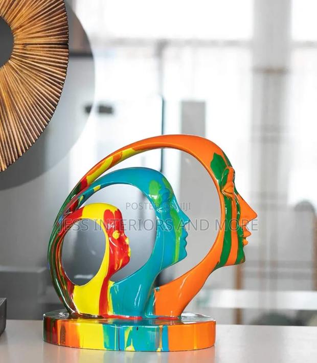 Coffee Table Decor/Figurines · Photo 3