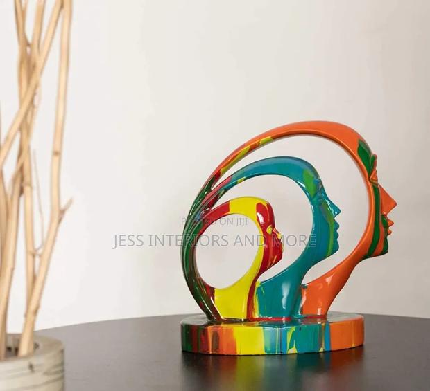 Coffee Table Decor/Figurines · Photo 4