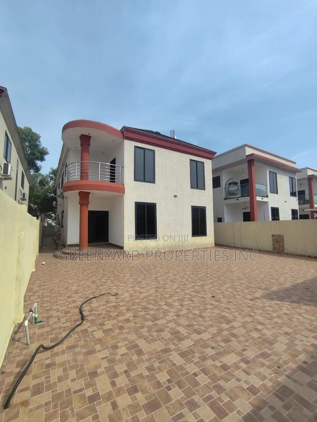 5bdrm House in American House, East Legon for sale · Photo 1