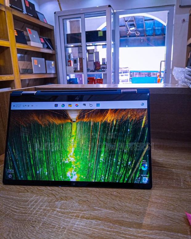 Laptop HP Elite Dragonfly X360 8th Gen 8GB Intel Core I5 SSD 256GB · Photo 2
