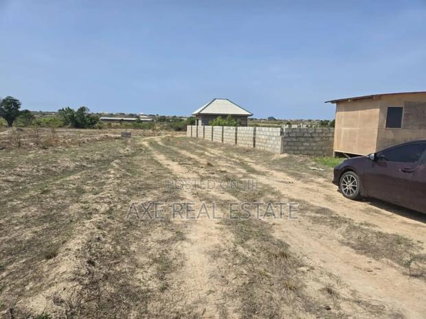 More Easter Deals on Lands at Prampram Beach Lane · Photo 2