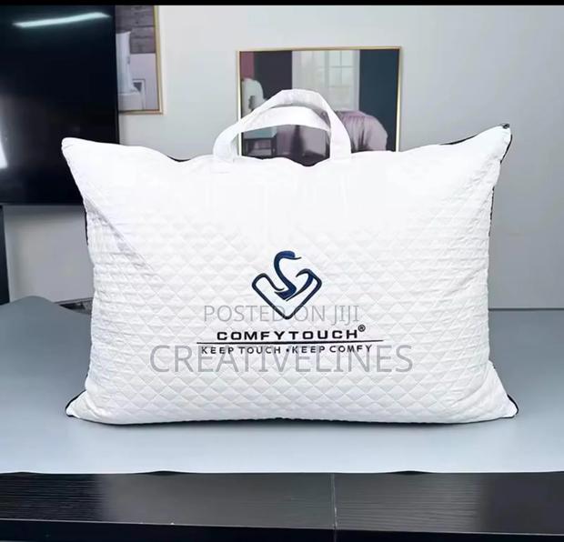 Customised Pillow With Handle · Photo 1