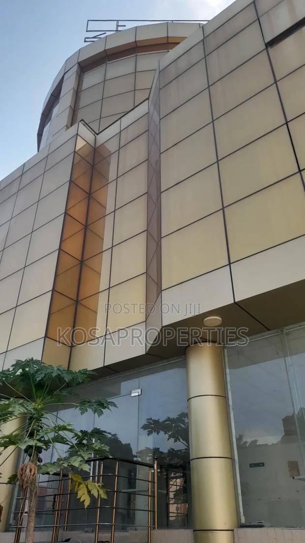 Office Building at Dzorwulu by the N1 Main Road for Rent · Photo 8