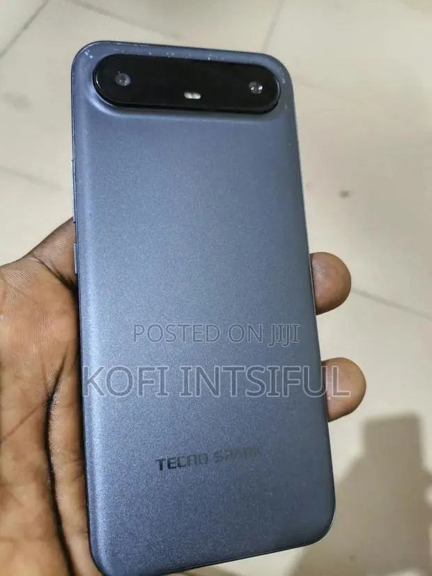 Tecno Spark Slim 256 GB Black · Photo 1
