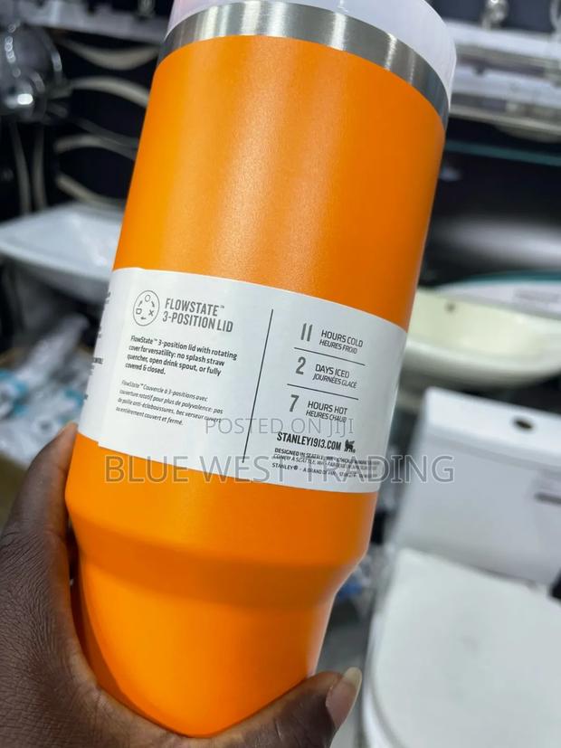 Stanley Cup (Orange) · Photo 4
