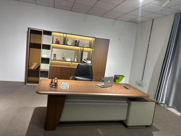 Executive Table For Office · Photo 2