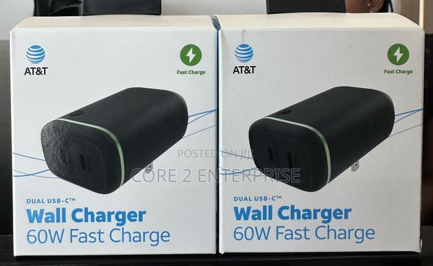 At T 60w Dual Usb-C Wall Charger · Photo 1