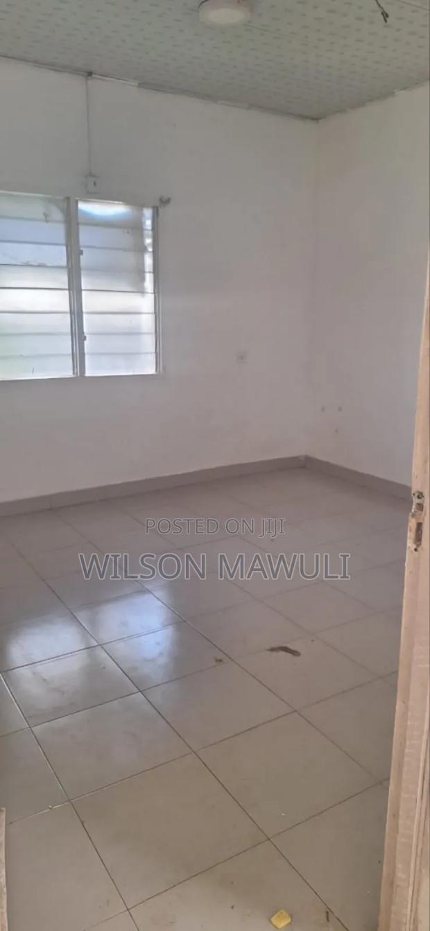 2bdrm House in Shekkainah Estate, Ga East Municipal for rent · Photo 2