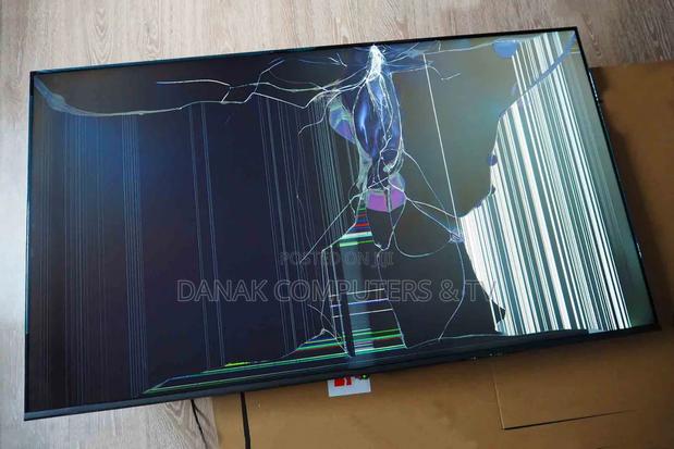 TV Screen Replacement and Repairs · Photo 2
