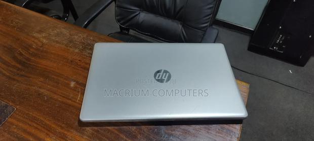 Laptop HP Pavilion 17 8GB Intel Core I5 SSD 256GB · Photo 4