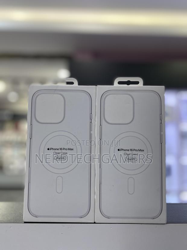 Silicon Case For iPhone 16 Pro Max · Photo 1
