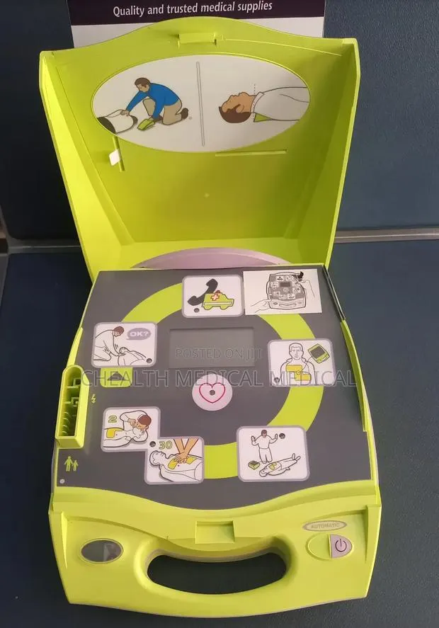 Zoll Machine AED · Photo 1