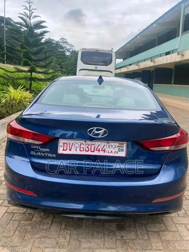 Hyundai Elantra SE 2018 Blue · Photo 1