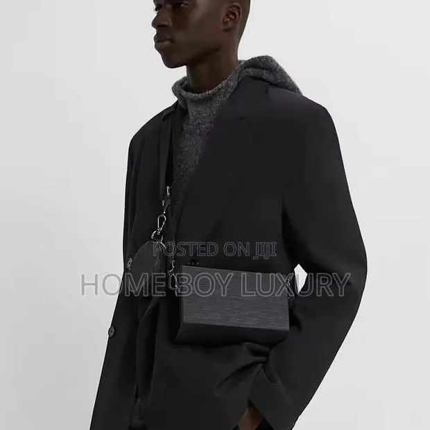 Zara Men Crossbody Bag · Photo 1