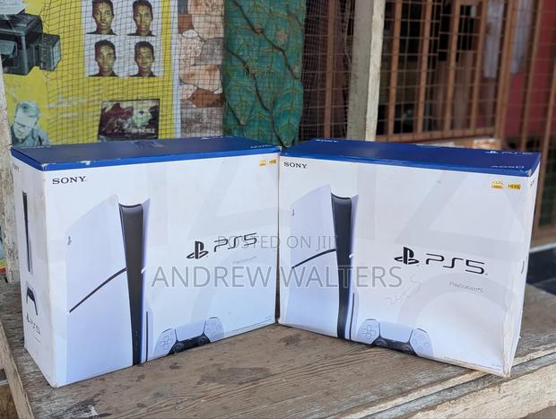 Playstation 5 Slim 1tb · Photo 2