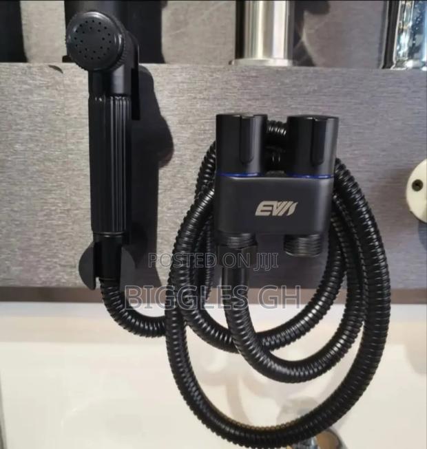 Shattaf (Bidet Tap Sprayer) · Photo 2