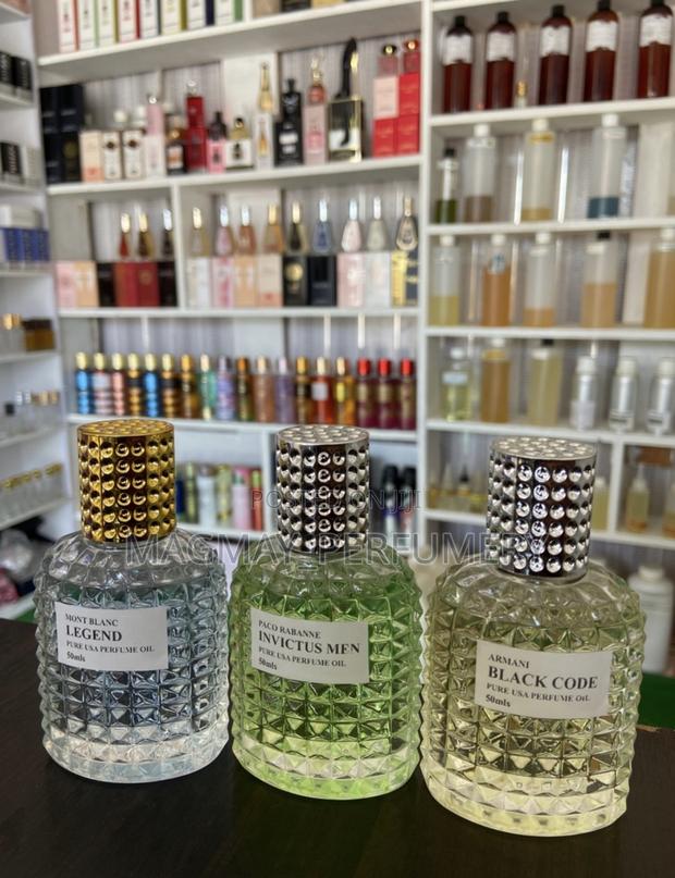Usa Undiluted Perfume Oil · Photo 6