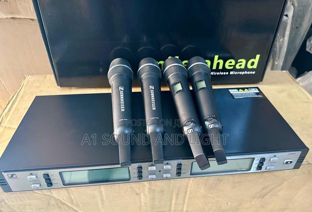 Sennheiser SKM 9900 Wireless Microphone [4-in-1] · Photo 5