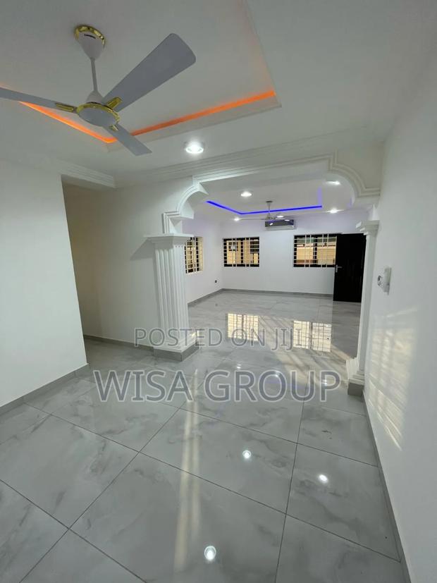 4bdrm Duplex in Wisa Group, Accra Metropolitan for rent · Photo 4