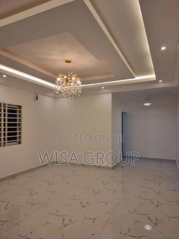 House for Sale · Photo 7