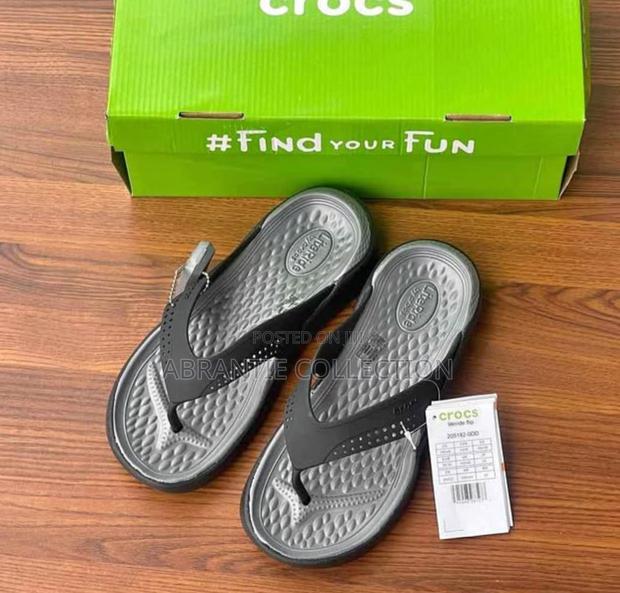 Lite Ride Crocs Slides Black Ash · Photo 1