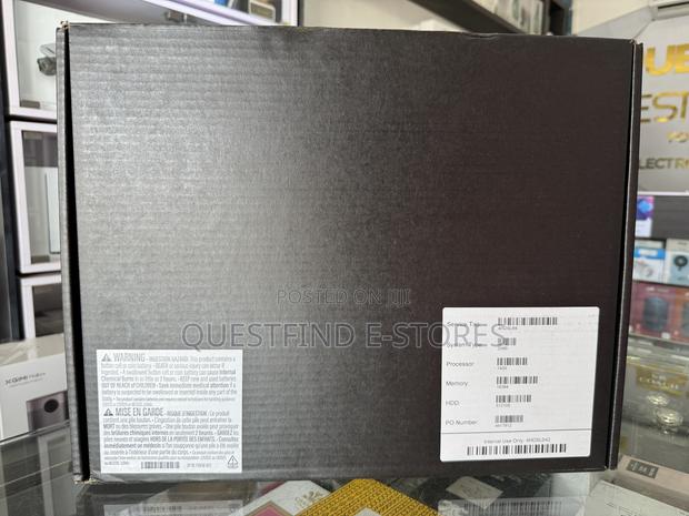 New Laptop Dell 16GB Intel Core Ultra 7 SSD 512GB · Photo 2