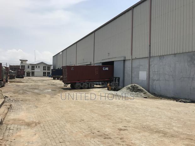Tema 4000 Square Meters Warehouse for Rent · Photo 3