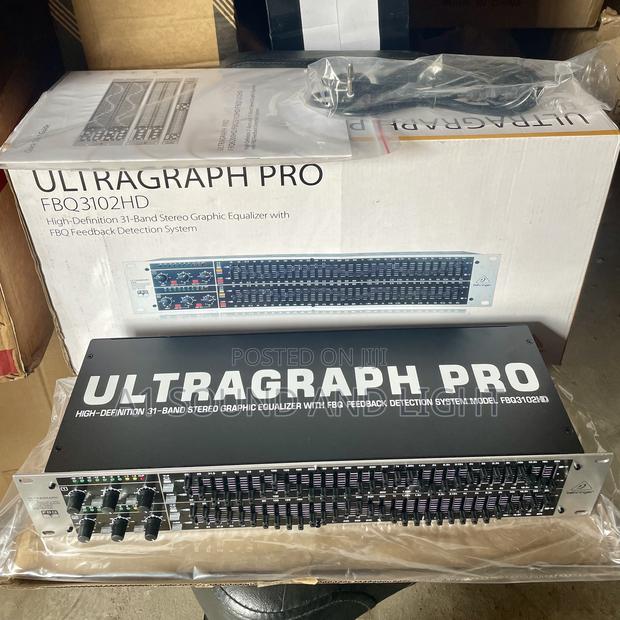Behringer Ultragraph Pro Fbq3102hd · Photo 1