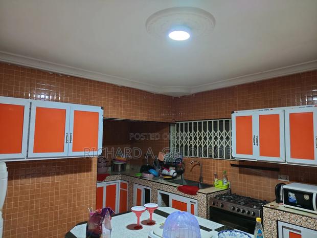 Furnished 5bdrm House in Afienya for sale · Photo 8