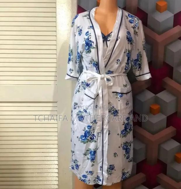 Night Gown · Photo 1