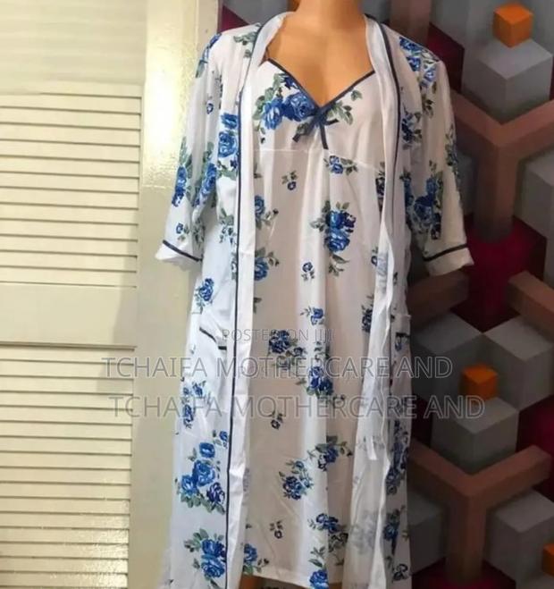 Night Gown · Photo 2