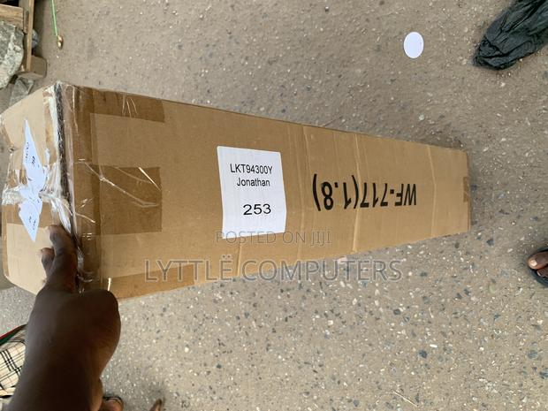 Heavy Duty Tripod 717 (1.8) · Photo 1