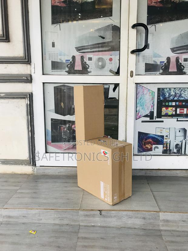 Wireless Samsung Bluetooth 300 Watts B550 Soundbar · Photo 1