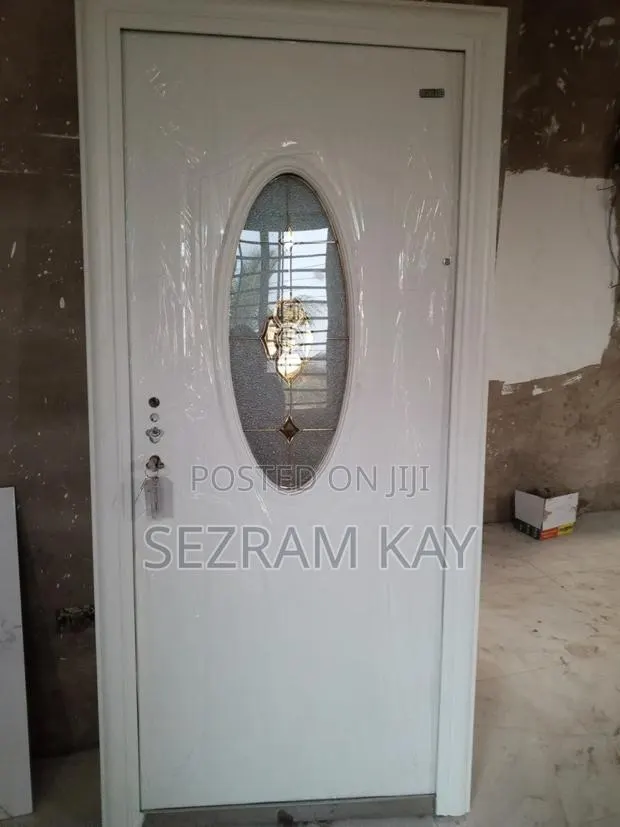 Inbuilt Glass Security Door · Photo 1