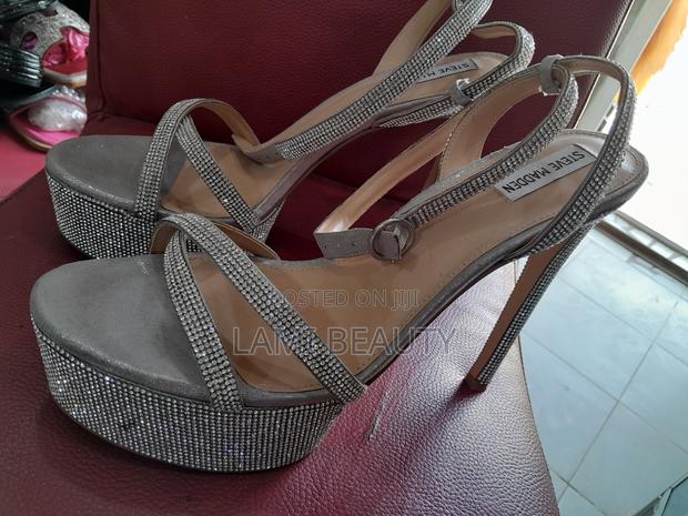 Silver Stones Plat Form Heel · Photo 1
