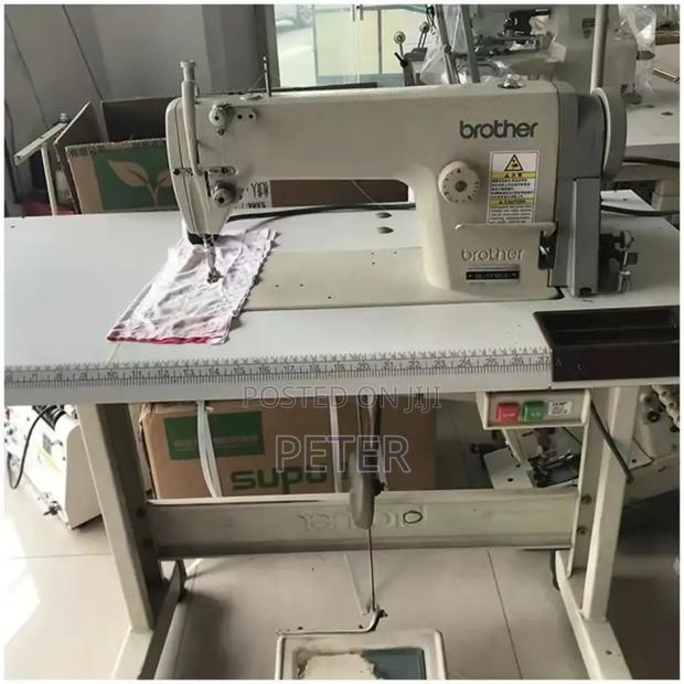 Brother Sewing Machine (Full Set). · Photo 5