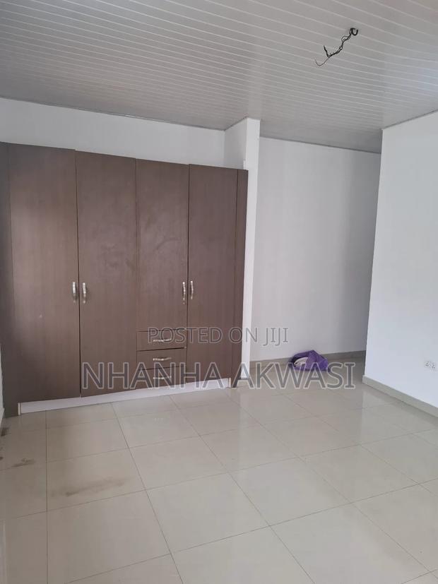 3bdrm House in Sakumono Community, Tema Metropolitan for rent · Photo 3