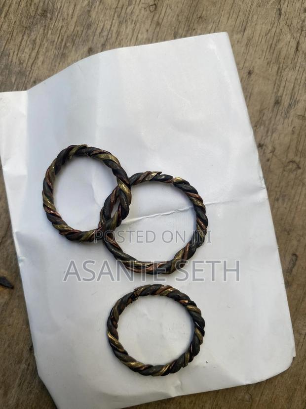 Very Powerful Protection Local Ring the 3 Colors Ring · Photo 3