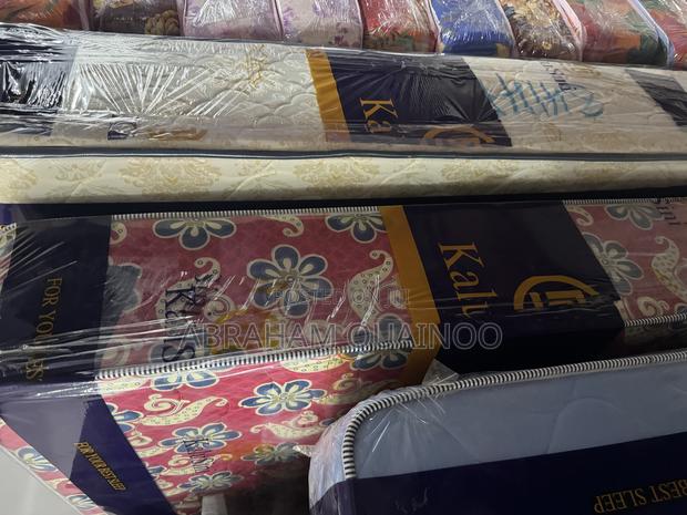 11inches Queensize Mattress for Sale · Photo 1